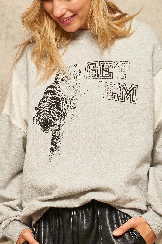 Get Em Tiger Vintage Graphic Sweatshirt