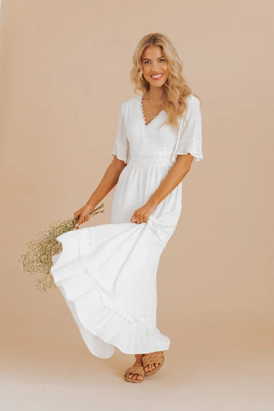 White Short Sleeve Lace Maxi Dress