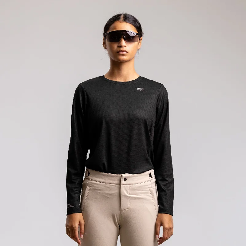 Traverse Long Sleeve Jersey - Women's BLACK Welt Pockets Slit Pockets Flap Pockets