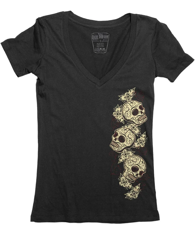 The TRES SKULLS V-Neck Tee Fitted T-Shirt Seamless Stretchy