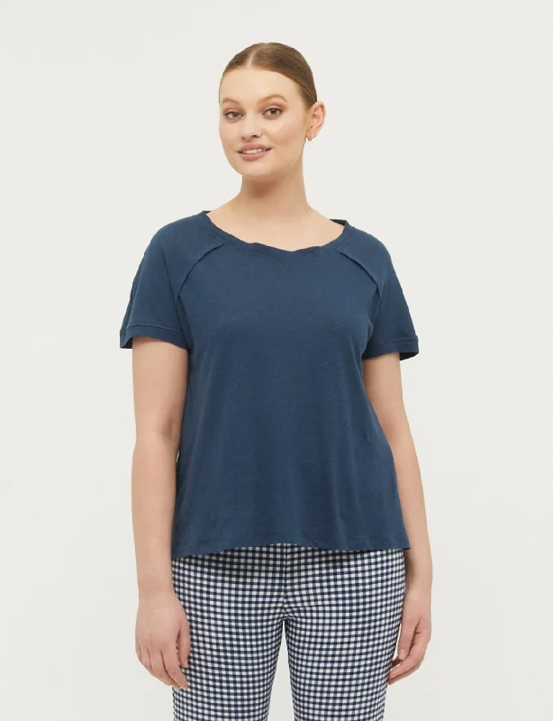 Camino Tee Casual Relaxed Blouse