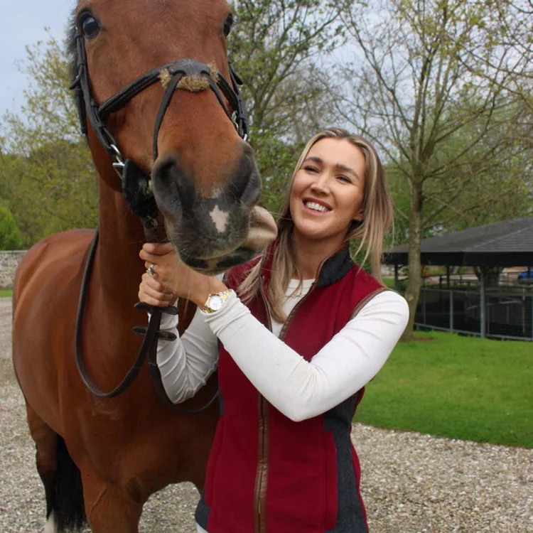 Gunner and Hound Ladies Tweed Incorporated Gilet - Cranberry Smart Layering Vest