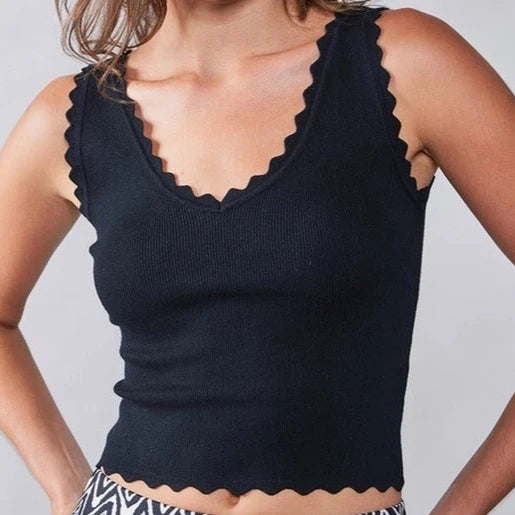 Women's Scalloped Rib Knit Cropped Tank in Black Fitted Waistcoat Vest