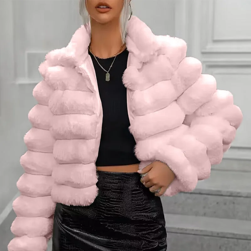 Women Faux Fur Short Coat Cozy Knitted Poncho