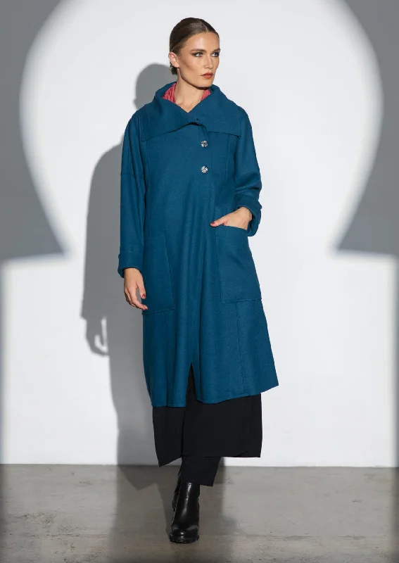 Sahel Coat Fuzzy Sherpa Pullover