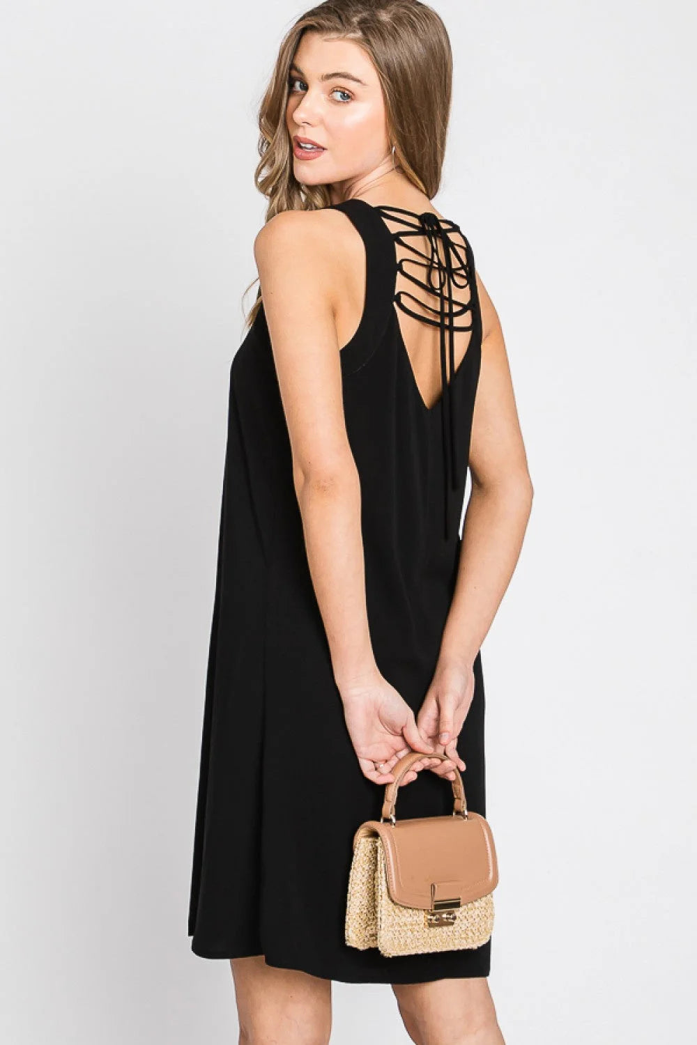SOLID SPAGATTI STRAP DRESS