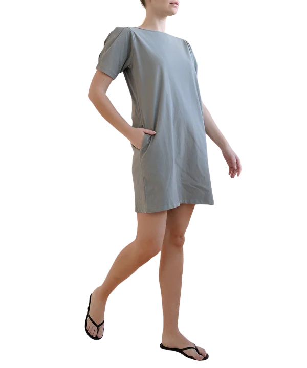 MODERN PRINCESS PARK DRESS