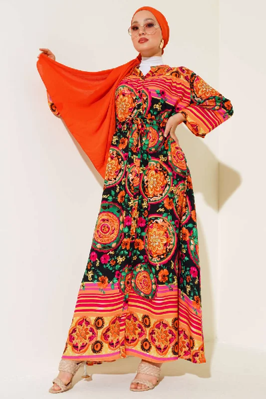 Patterned Dress with Neck Buttons